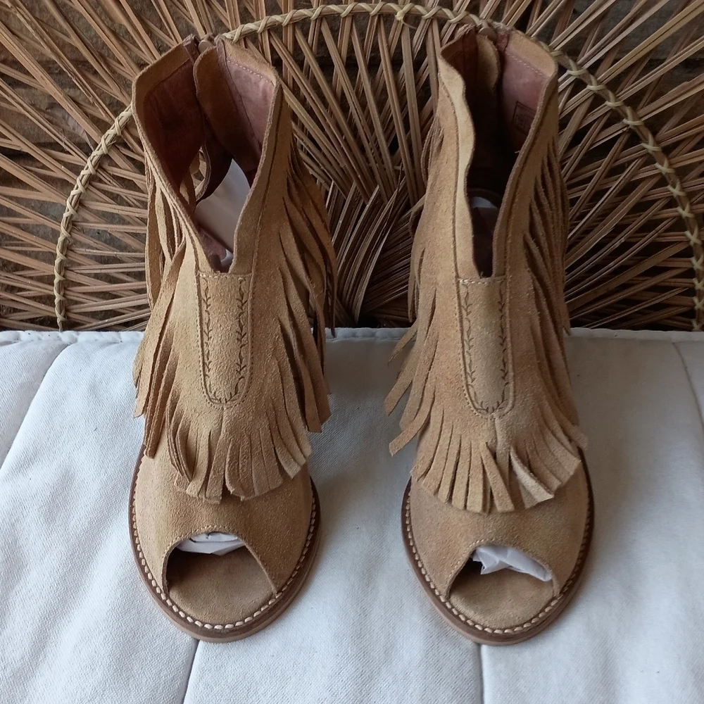 Musse & Cloud Anthropologie Fringed Tan Suede Leather Ankle Boots_9